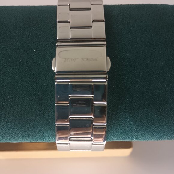 Betsy Johnson Silver Watch with beautiful Pink Crystal bezel. - Picture 4 of 4